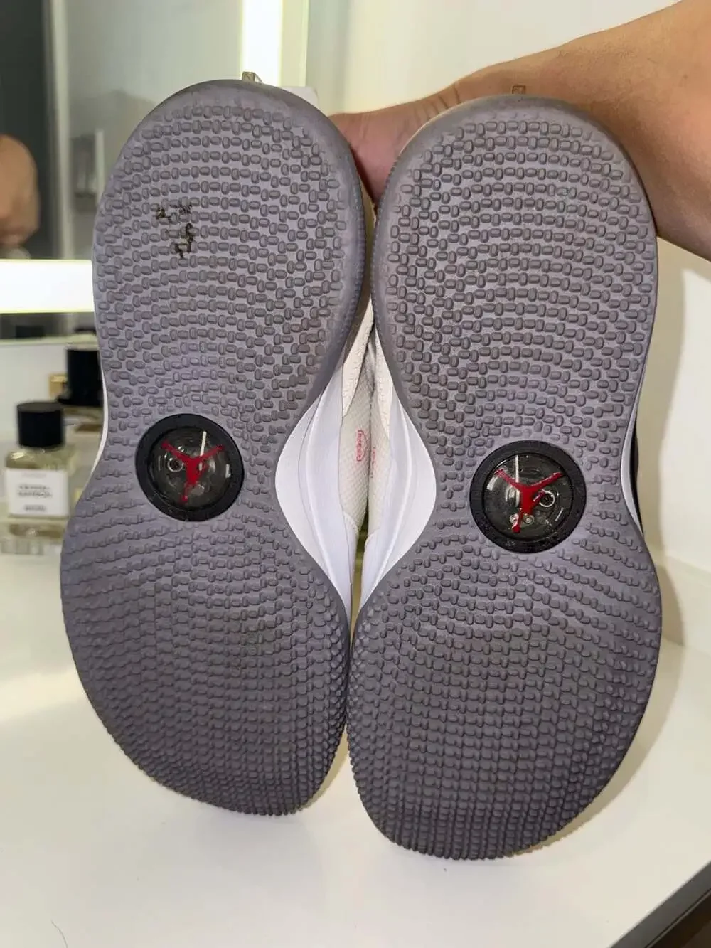 Jordan air xxxiii